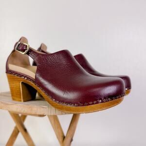 Dansko Sassy Boho Genuine Leather Studded Wooden Clogs Mules Burgundy Folksy NEW